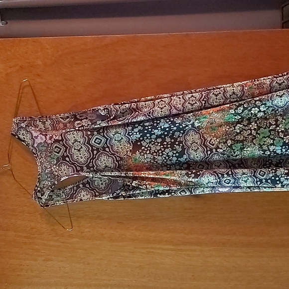 Dress - Picture 4 of 4